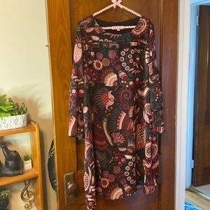 Beautiful Loft midi dress with sheer tiered half sleeves and floral print 😍😍